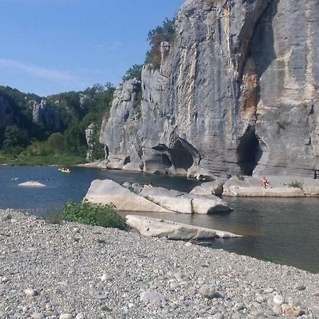 Location De Gites Les Sources Chambonas/Les Vans Exterior foto