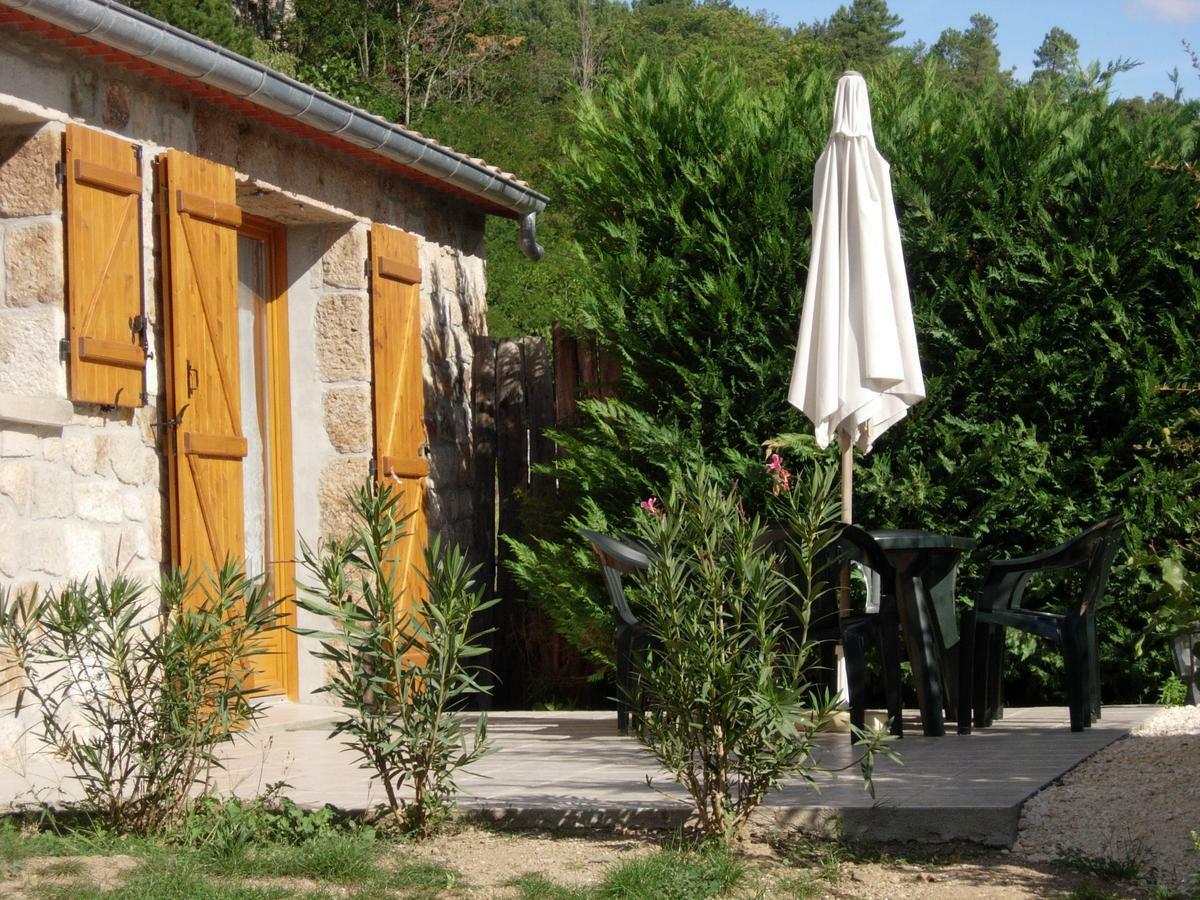 Location De Gites Les Sources Chambonas/Les Vans Quarto foto